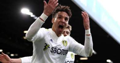 Gelhardt earns Leeds dramatic late win against Norwich